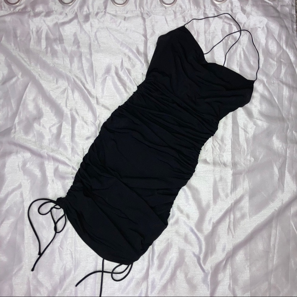 black skin tight dress 🖤